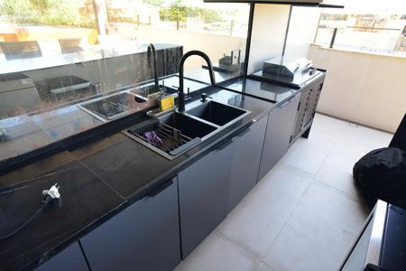Apartamento à venda com 470m², 6 quartos e 2 vagas Apartamento à venda com 470m², 6 quartos e 2 vagasEspaço Gourmet