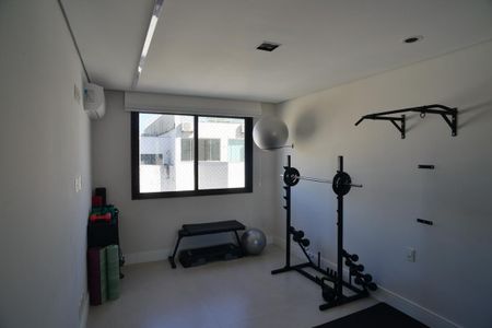 Apartamento à venda com 470m², 6 quartos e 2 vagas Apartamento à venda com 470m², 6 quartos e 2 vagasSala de Ginástica