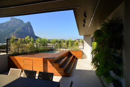 Apartamento à venda com 470m², 6 quartos e 2 vagas Apartamento à venda com 470m², 6 quartos e 2 vagasCobertura