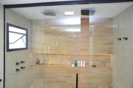 Apartamento à venda com 470m², 6 quartos e 2 vagas Apartamento à venda com 470m², 6 quartos e 2 vagasBanheiro Suíte Principal