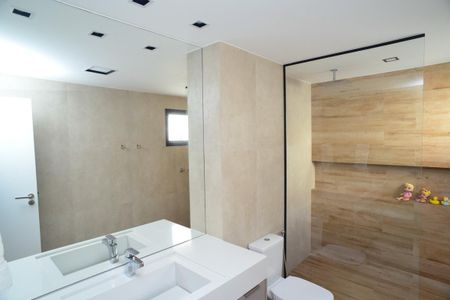 Apartamento à venda com 470m², 6 quartos e 2 vagas Apartamento à venda com 470m², 6 quartos e 2 vagasBanheiro Closet Superior