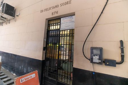 Fachada de apartamento à venda com 2 quartos, 85m² em Centro, Niterói