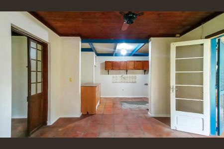 Casa para alugar com 70m², 2 quartos e 2 vagasCozinha