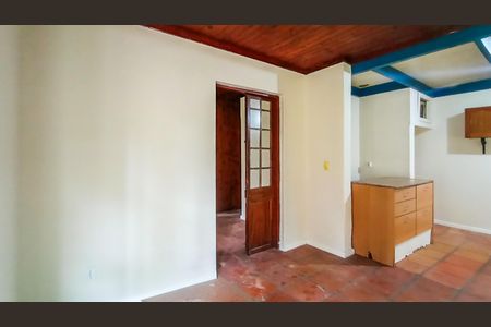 Casa para alugar com 70m², 2 quartos e 2 vagasCozinha