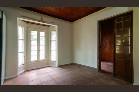 Casa para alugar com 70m², 2 quartos e 2 vagasCozinha