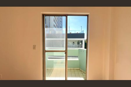 Varanda da sala de apartamento à venda com 1 quarto, 40m² em Pinheiros, São Paulo