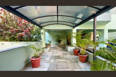 Apartamento à venda com 40m², 1 quarto e 1 vaga Apartamento à venda com 40m², 1 quarto e 1 vagaEntrada
