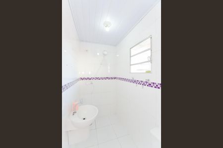 Casa à venda com 230m², 4 quartos e 2 vagasÁrea de Serviço - Banheiro de Serviço 
