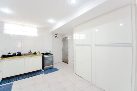 Casa à venda com 230m², 4 quartos e 2 vagasCozinha