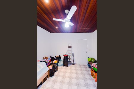 Casa à venda com 230m², 4 quartos e 2 vagasQuarto 4