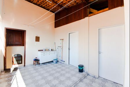 Casa à venda com 230m², 4 quartos e 2 vagasÁrea de Serviço