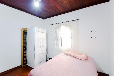 Casa à venda com 230m², 4 quartos e 2 vagasQuarto 1