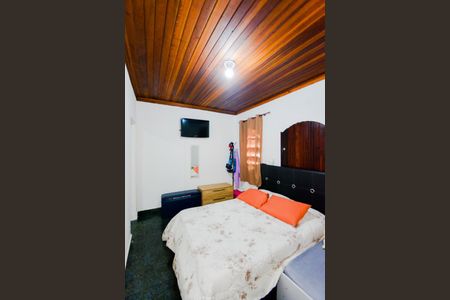 Edícula  de casa à venda com 4 quartos, 230m² em Vila Ristori, Guarulhos