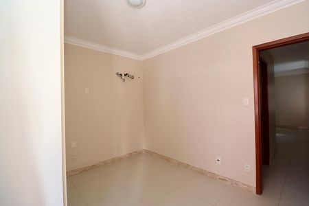Apartamento para alugar com 82m², 3 quartos e 1 vaga Apartamento para alugar com 82m², 3 quartos e 1 vagaQuarto 2