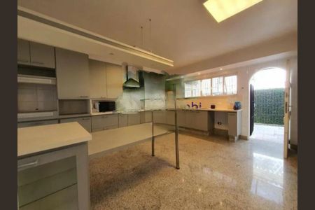 Casa para alugar com 3 quartos, 662m² em Jardim Leonor, São Paulo