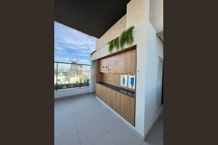 Apartamento para alugar com 71m², 2 quartos e 1 vaga