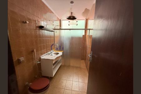 Casa para alugar com 275m², 4 quartos e 4 vagas