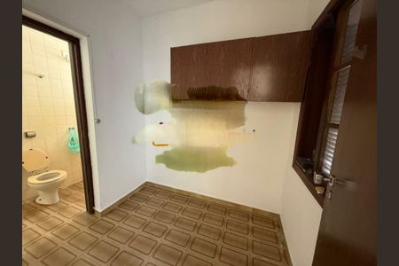 Casa para alugar com 4 quartos, 275m² em Jardim Ampliacao, São Paulo
