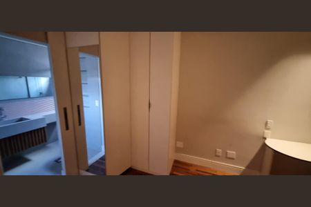 Apartamento à venda com 3 quartos, 158m² em Cambuí, Campinas