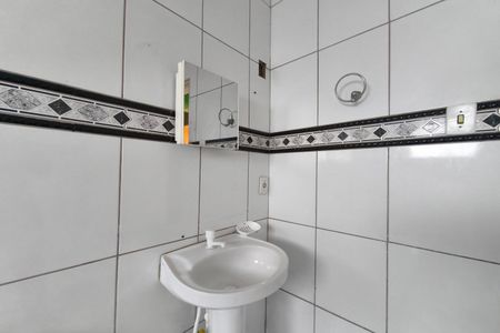 Banheiro de casa à venda com 3 quartos, 108m² em Vila Castelo Branco, Campinas
