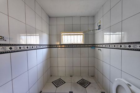 Casa à venda com 108m², 3 quartos e 1 vaga Casa à venda com 108m², 3 quartos e 1 vagaBanheiro