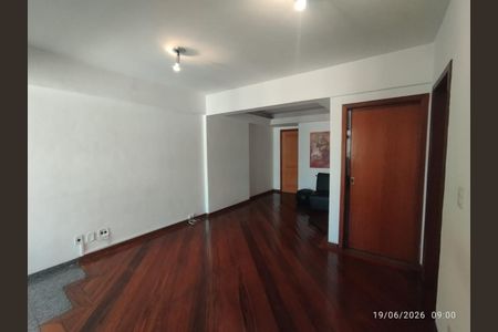 Apartamento à venda com 90m², 3 quartos e 1 vaga Apartamento à venda com 90m², 3 quartos e 1 vagaSala