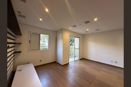 Sala de apartamento à venda com 2 quartos, 68m² em Jardim Tupanci, Barueri