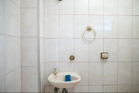 Apartamento para alugar com 110m², 3 quartos e 1 vaga Apartamento para alugar com 110m², 3 quartos e 1 vagaBanheiro de Serviço