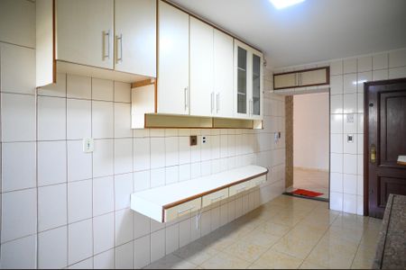 Apartamento para alugar com 110m², 3 quartos e 1 vaga Apartamento para alugar com 110m², 3 quartos e 1 vagaCozinha