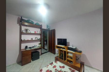 Casa à venda com 300m², 2 quartos e 4 vagasQuarto 2 Suíte
