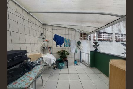 Casa à venda com 300m², 2 quartos e 4 vagasQuintal