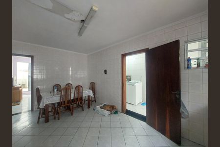 Casa à venda com 300m², 2 quartos e 4 vagasCozinha