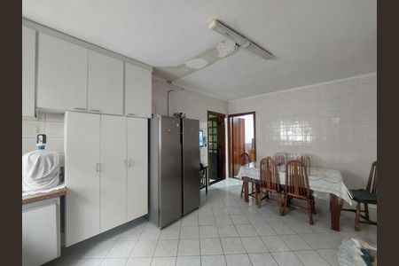 Casa à venda com 300m², 2 quartos e 4 vagasCozinha