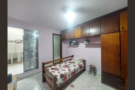 Casa à venda com 300m², 2 quartos e 4 vagasQuarto 2 Suíte