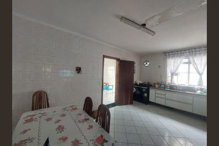 Casa à venda com 300m², 2 quartos e 4 vagasCozinha