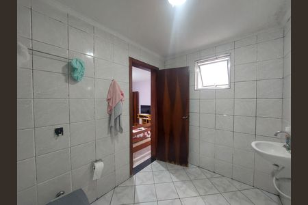 Casa à venda com 300m², 2 quartos e 4 vagasBanheiro Suíte 2