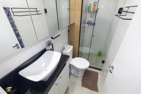 Apartamento à venda com 35m², 2 quartos e sem vaga Apartamento à venda com 35m², 2 quartos e sem vagaBanheiro