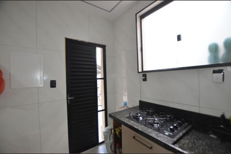 Cozinha de casa à venda com 2 quartos, 70m² em Vila Valqueire, Rio de Janeiro