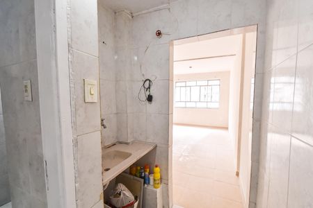 Cozinha de kitnet/studio à venda com 1 quarto, 32m² em Liberdade, São Paulo