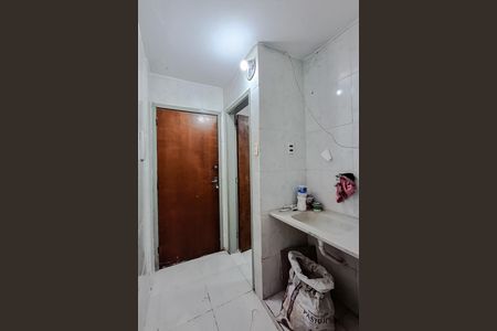 Cozinha de kitnet/studio à venda com 1 quarto, 32m² em Liberdade, São Paulo