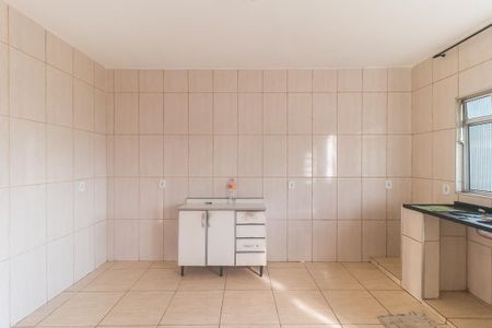 Casa para alugar com 320m², 2 quartos e 2 vagasCozinha