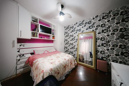 Casa à venda com 270m², 3 quartos e 3 vagas Casa à venda com 270m², 3 quartos e 3 vagasQuarto 1