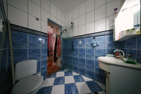 Casa à venda com 270m², 3 quartos e 3 vagas Casa à venda com 270m², 3 quartos e 3 vagasBanheiro da Suíte