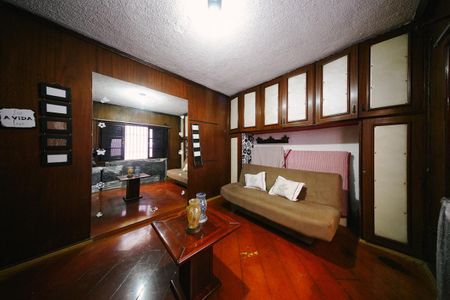 Casa à venda com 270m², 3 quartos e 3 vagas Casa à venda com 270m², 3 quartos e 3 vagasQuarto 2