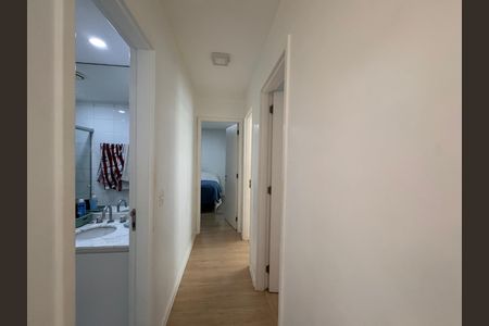 Apartamento à venda com 94m², 3 quartos e 2 vagas Apartamento à venda com 94m², 3 quartos e 2 vagasCorredor