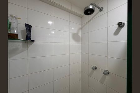 Apartamento à venda com 94m², 3 quartos e 2 vagas Apartamento à venda com 94m², 3 quartos e 2 vagasBanheiro Social