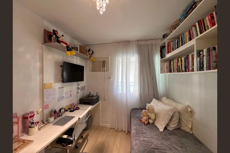 Apartamento à venda com 94m², 3 quartos e 2 vagas Apartamento à venda com 94m², 3 quartos e 2 vagasQuarto 2