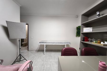 Casa à venda com 252m², 3 quartos e 6 vagasQuarto Suíte