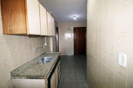 Apartamento à venda com 68m², 2 quartos e 1 vagaCozinha
