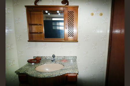 Banheiro de apartamento à venda com 2 quartos, 68m² em Irajá, Rio de Janeiro